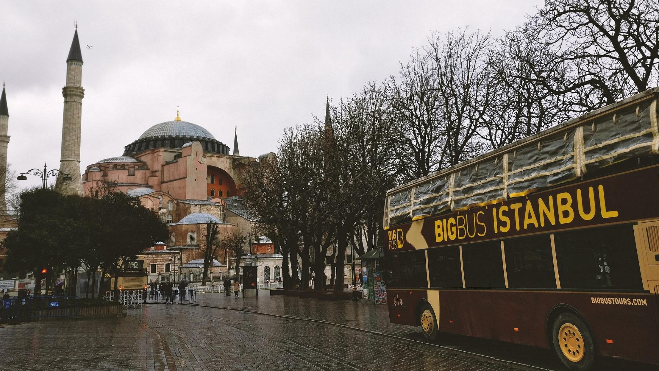 Study Abroad in Istanbul Without Breaking the Bank.jpg